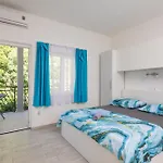 Melody - 2 Rented Together As 1 Unit - Private Heated Pool *