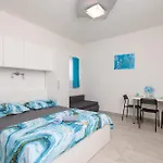 Melody - 2 Rented Together As 1 Unit - Private Heated Pool Apartament Podstrana