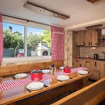 Melody - 2 Rented Together As 1 Unit - Private Heated Pool * Podstrana