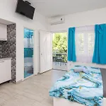 Melody - 2 Rented Together As 1 Unit - Private Heated Pool Apartament *