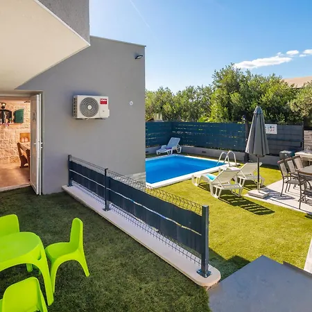 Melody - 2 Rented Together As 1 Unit - Private Heated Pool Apartament