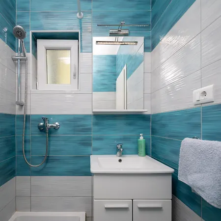 Apartment Melody - 2 Rented Together As 1 Unit - Private Heated Pool *