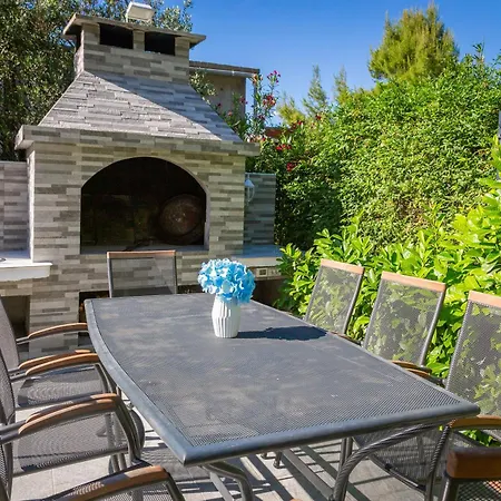 Apartment Melody - 2 Rented Together As 1 Unit - Private Heated Pool *